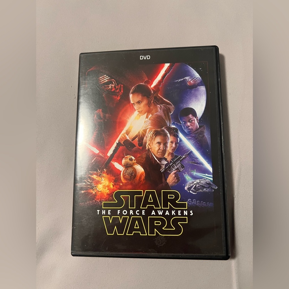 Star‎ Wars The Force Awakens DVD 2015 Sci-Fi w/ Harrison Ford and Daisy Rodley